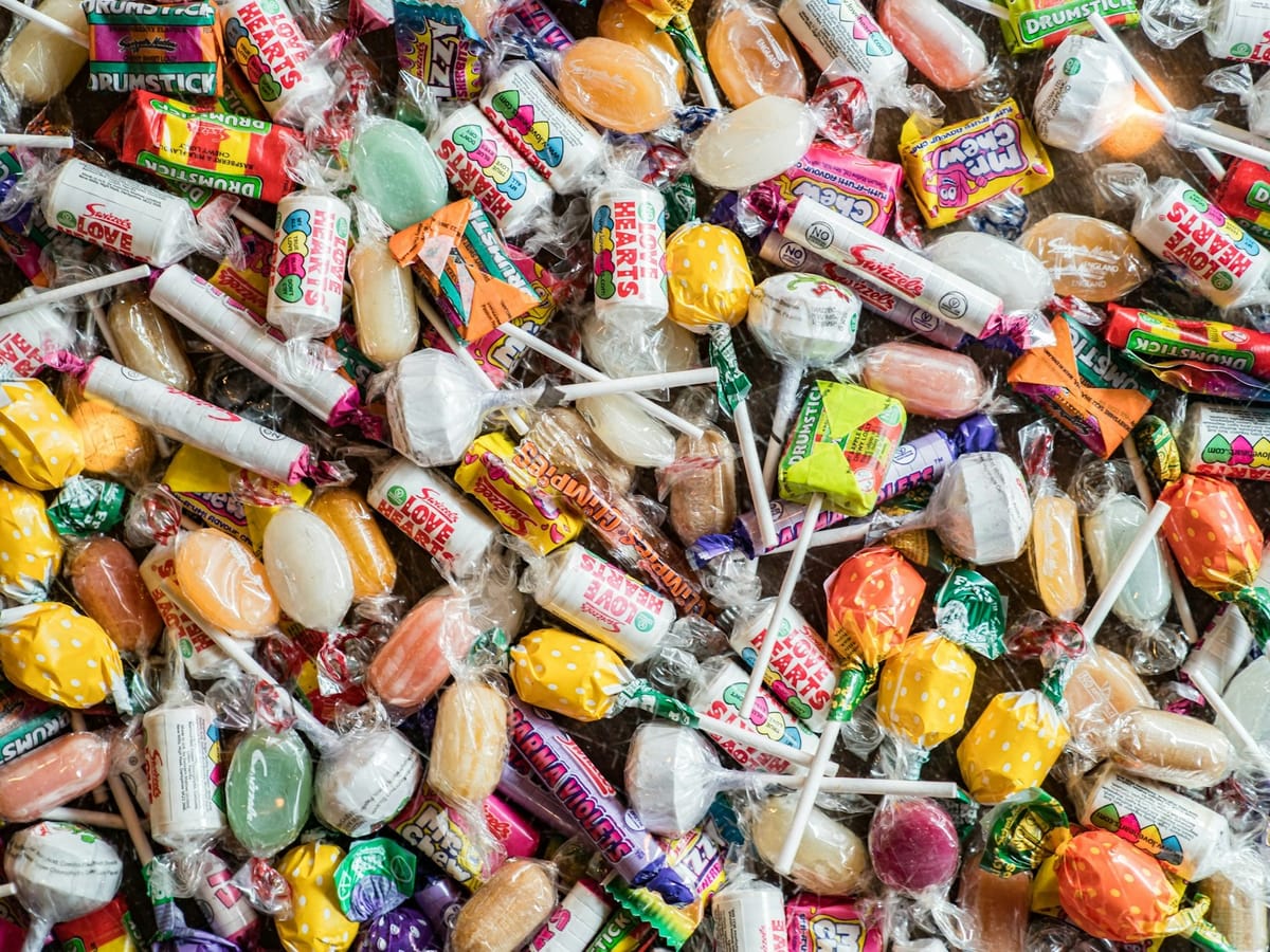 10 candies from the '80s you didn't know still exist